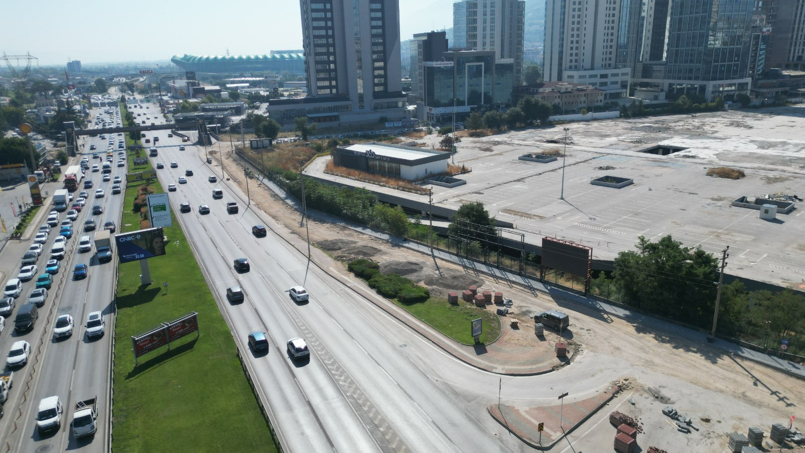 Liman Caddesi'nde Hummalı Çalışma