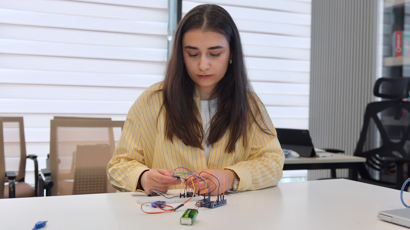 Yıldırım'da Gençlere Robotik Kodlama Eğitimi